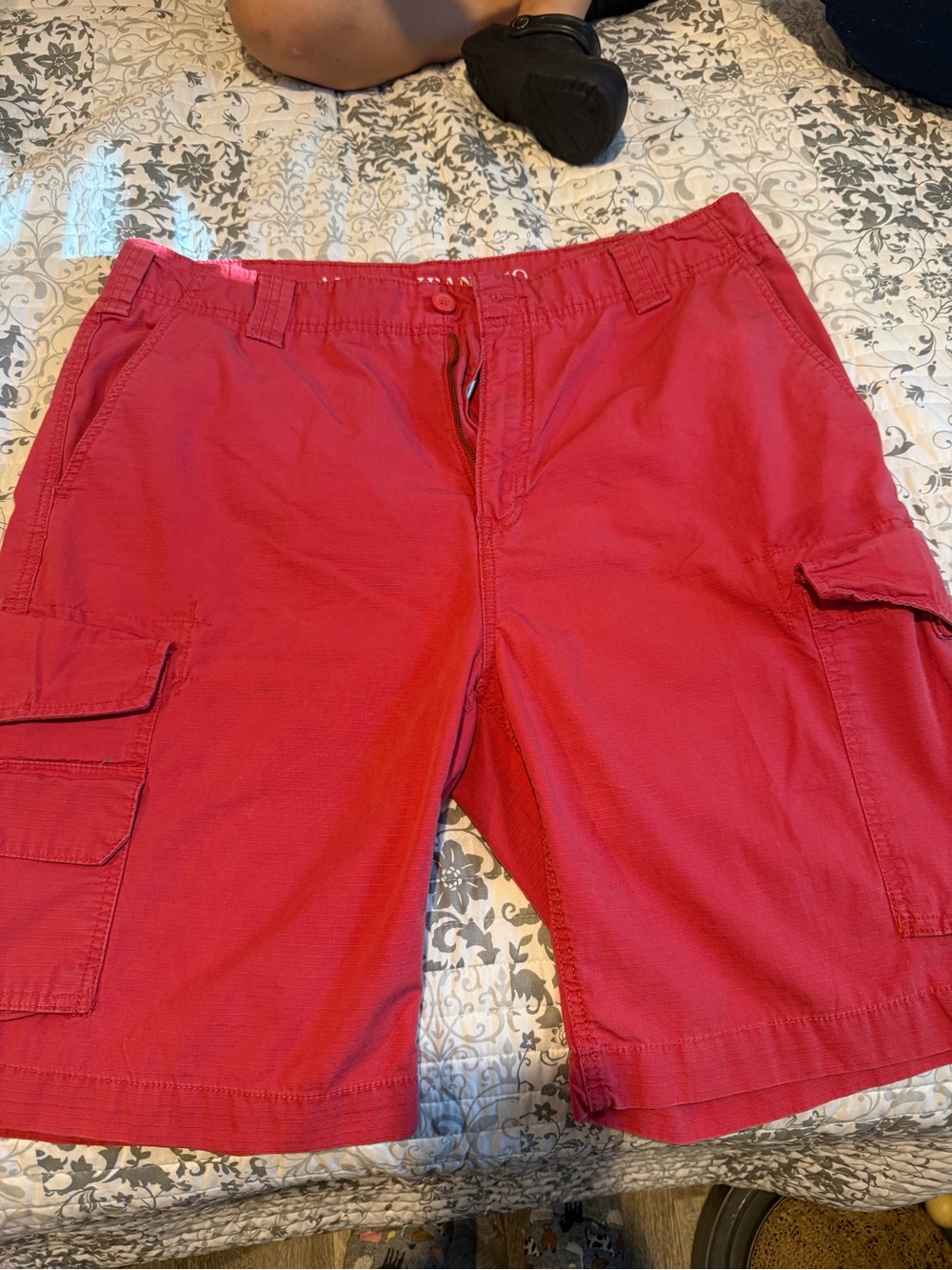 Men’s Nautica red shorts size 38
